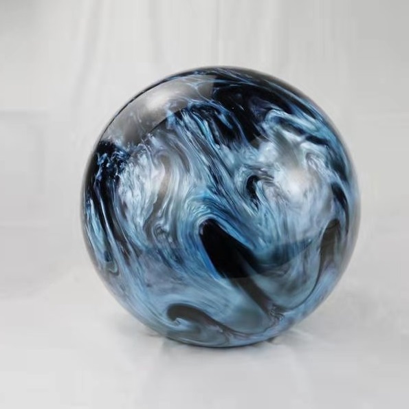 BOWLING BALL
